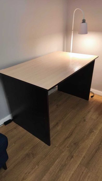 Стол компьютерный