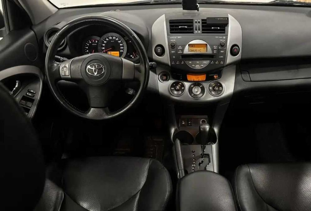 Toyota rav 4 Benzina +gpl 2006