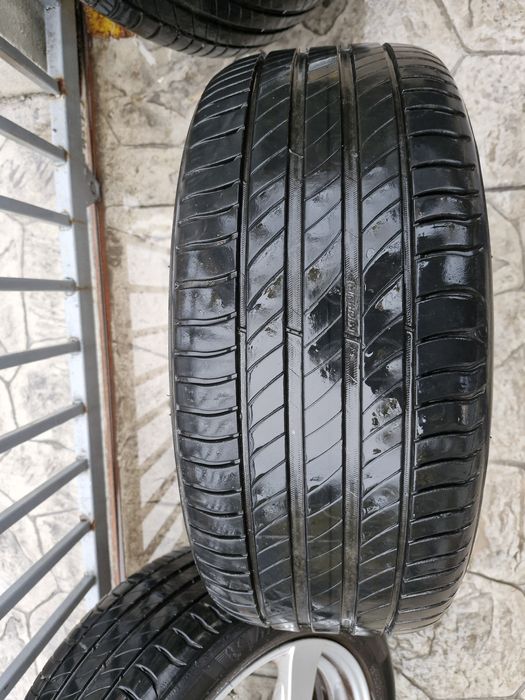 Vand jante aliaj 17 echipate cu cauciucuri vara