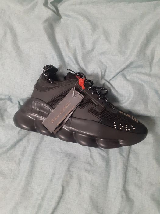 Versace chain reaction triple black