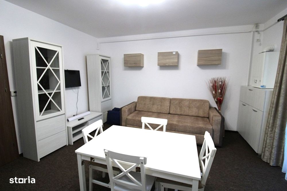 Apartament cu 3 camere  in zona Cosbuc langa parcul Libertatii