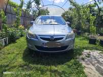 Opel Astra J 2012