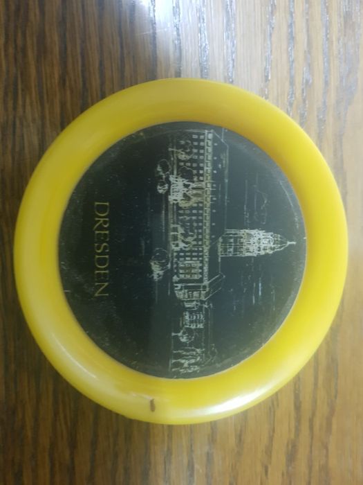 Vand pipe sticla si farfurioare plastic