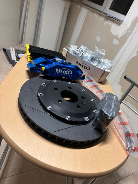 Kit frane Vmaxx NU BREMBO 4 pot disc 330mm