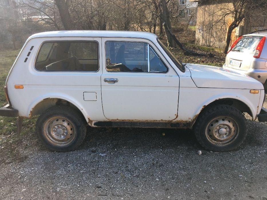 Lada Niva 1,6 на части