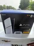 PS5 приставка Slim срочно продается !!!