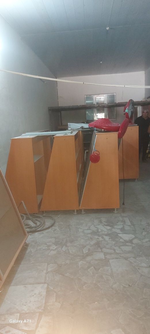 Подставка для магазина