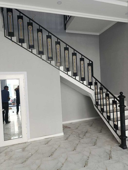 Икки каватли дукон сотилади