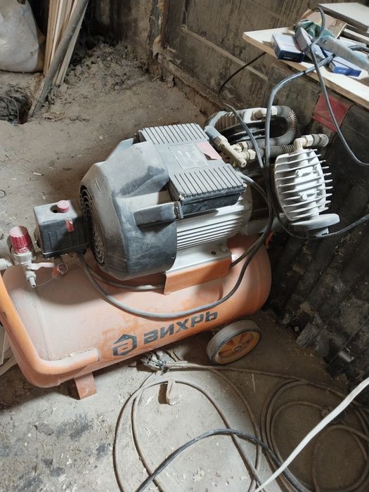 Продам компрессор