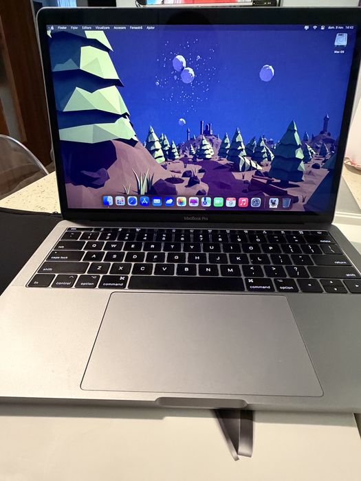 MacBook Pro 13-inch