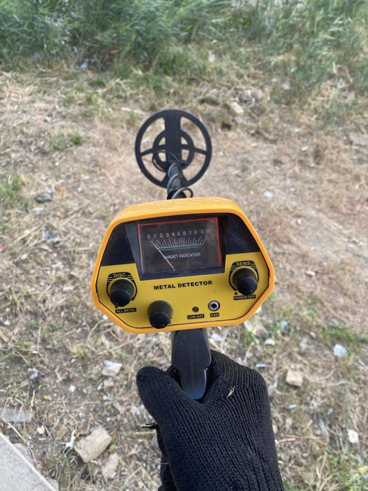 Металлоискатель в отл сост