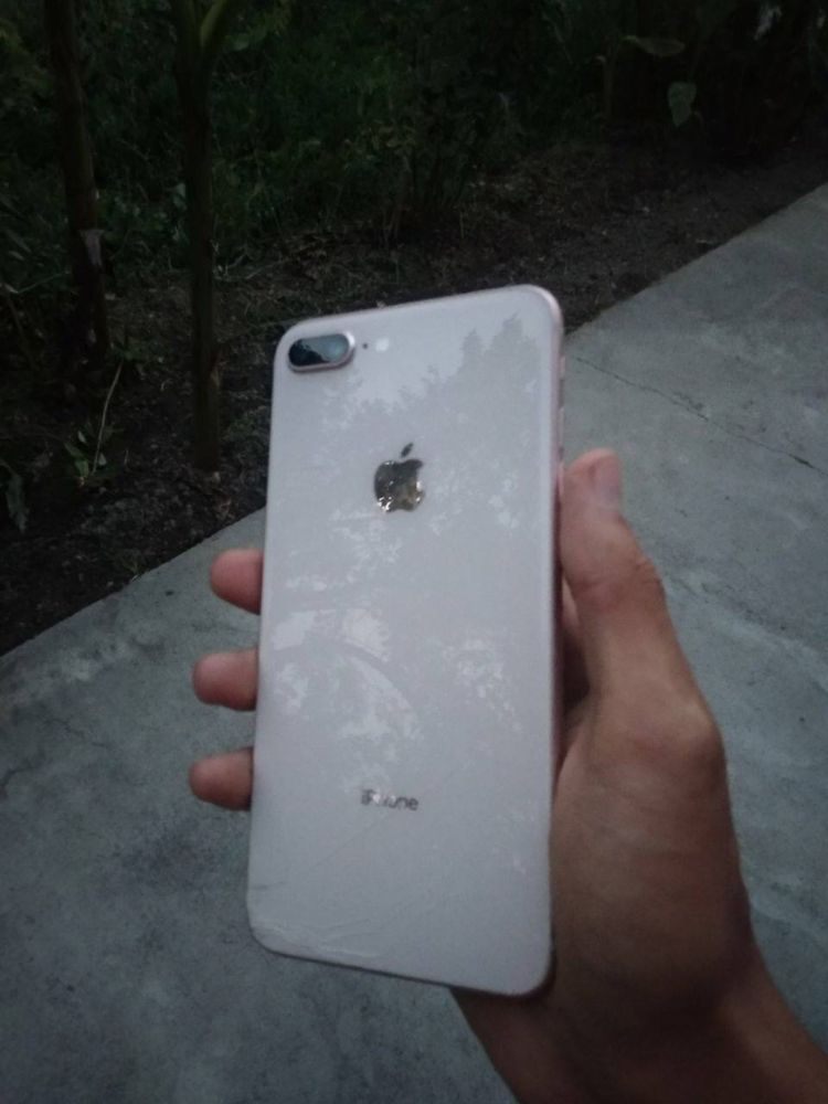 Iphone 8 plus 64 gb