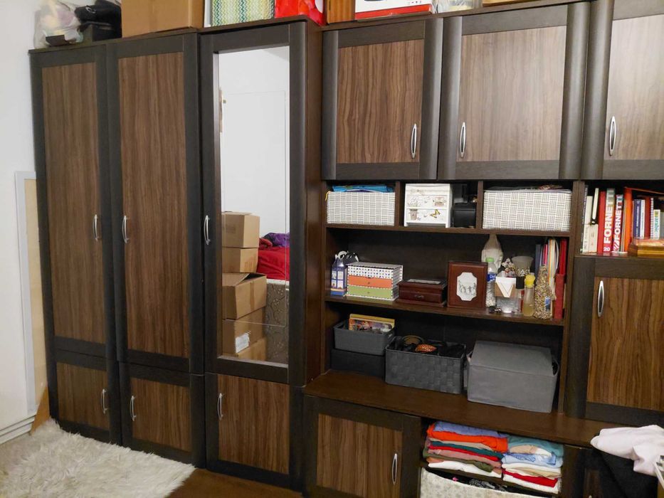 Vand mobila sufragerie