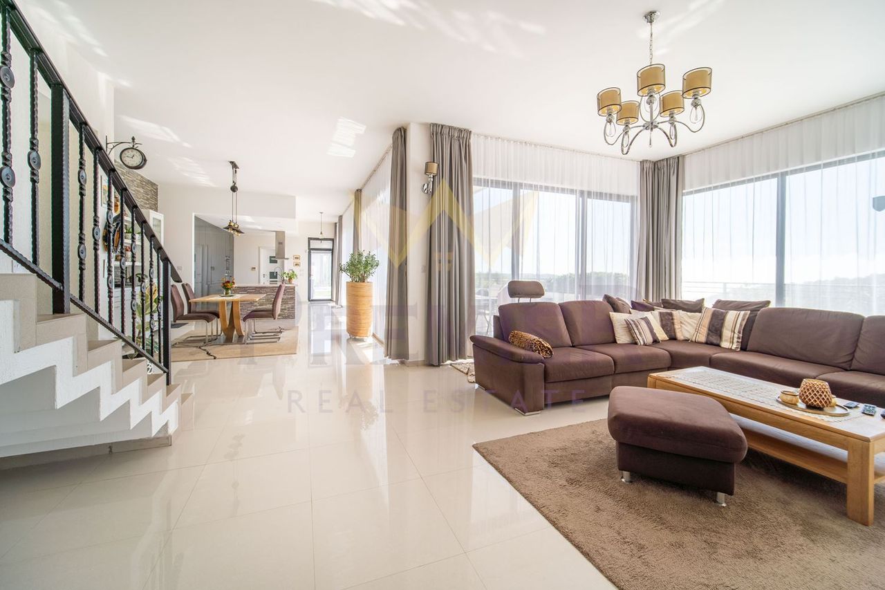 Продава се Къща в Балчик - 309 кв.м за 1360 €/кв.м - Снимка #5