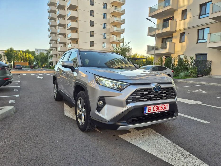 Toyota RAV4 Toyota RAV4 Full Hybrid – 2020 – 86.000 km