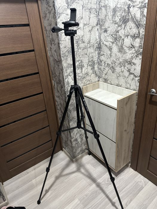 Продам Два Штатива Fotopro’