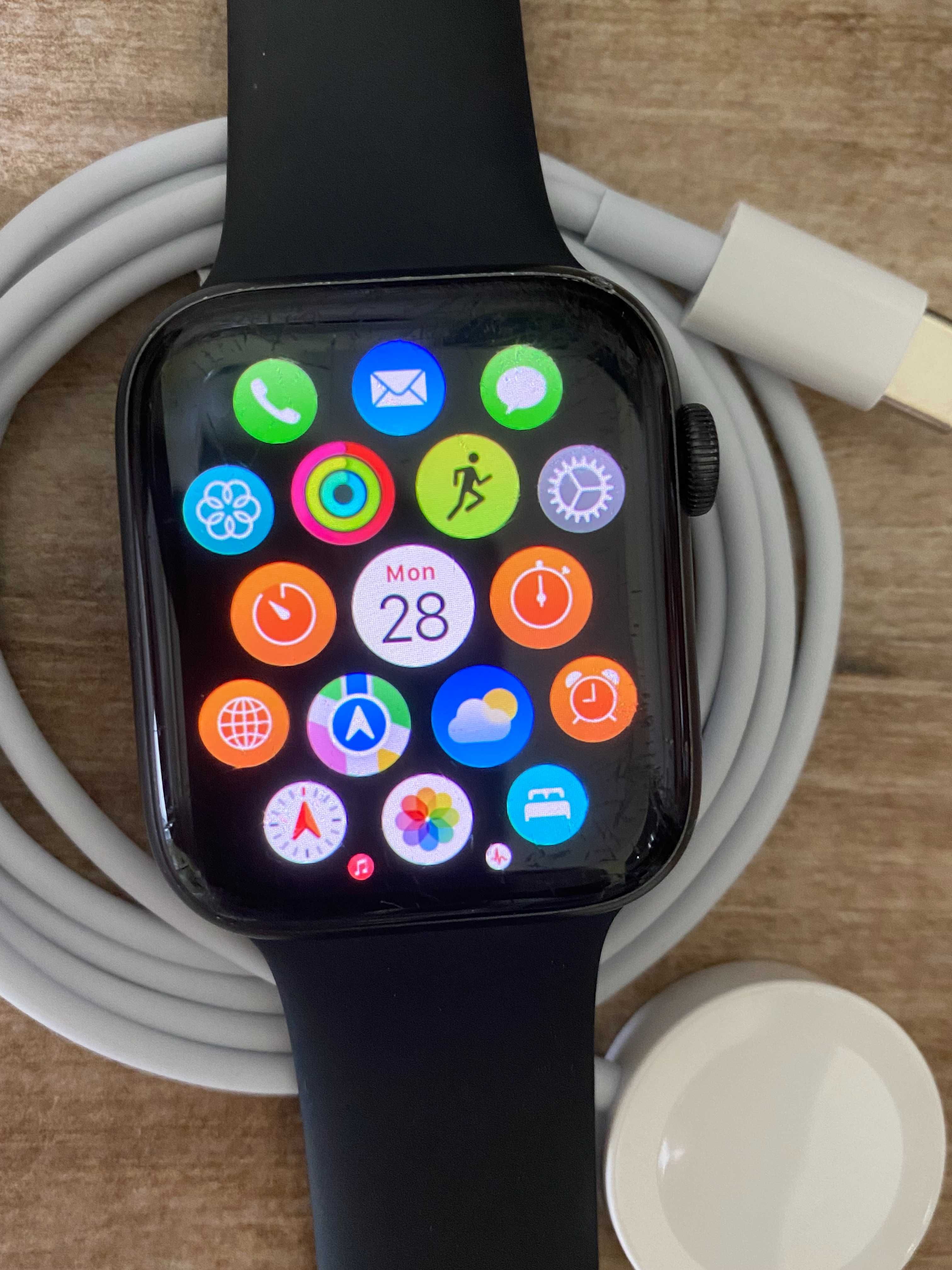 Apple Watch Series 6 44mm Black GPS