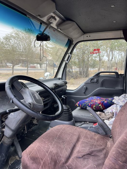 Isuzu isuzu исузу 5 т