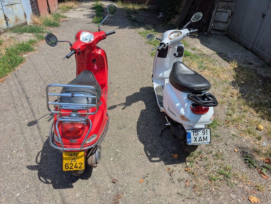 Vând doua scutere Vespa Piaggio 125/ 50 cmc