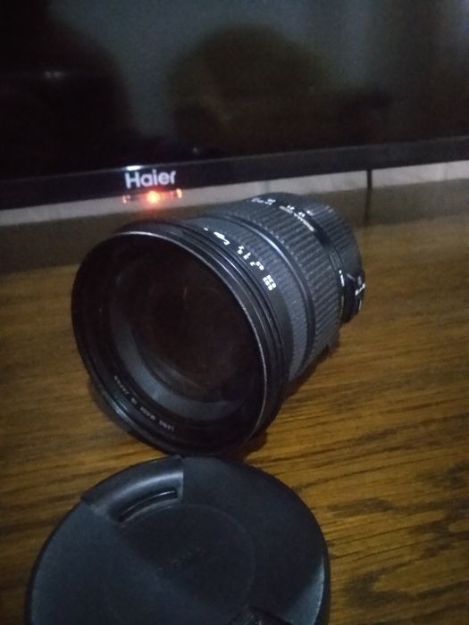 Объектив SIGMA 17-50 mm f 2.8 for canon