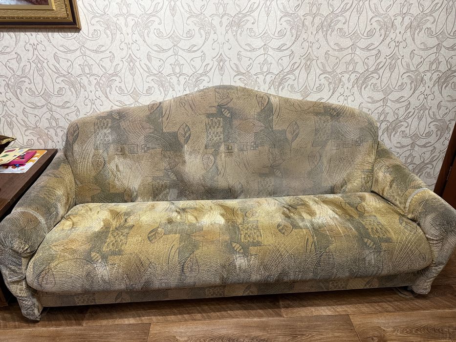 Диван и два кресла, отдам бесплатно, только самовывоз