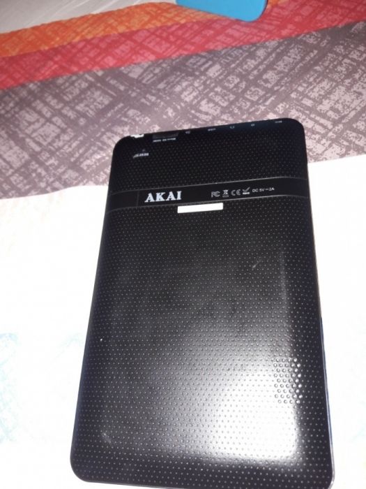 Tableta Akai K711 defecta
