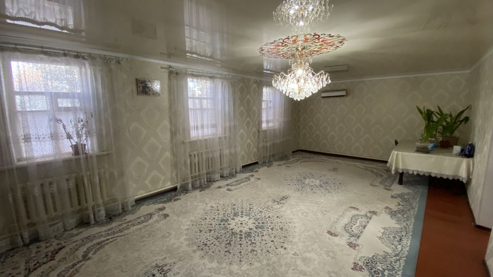 Срочно продается дом по улице Торайгырова 157.