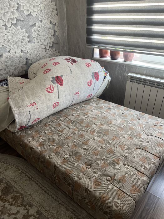 б/у кровать полтарушка