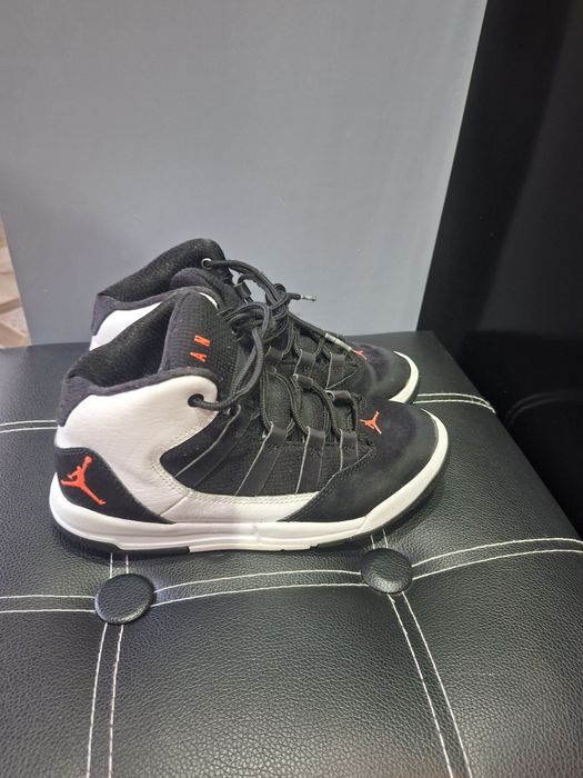 Adidasi Jordan pentru baieti