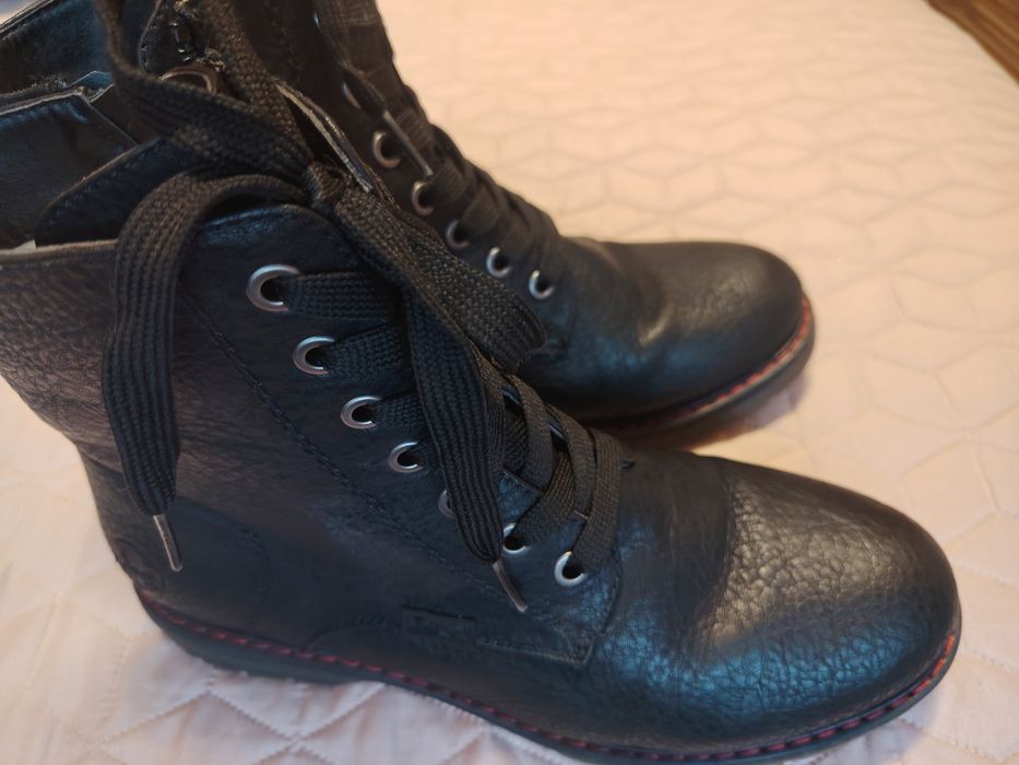 Зимни боти rieker