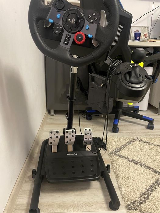 Volan Logitech compatibil PS4 PS3 si PC