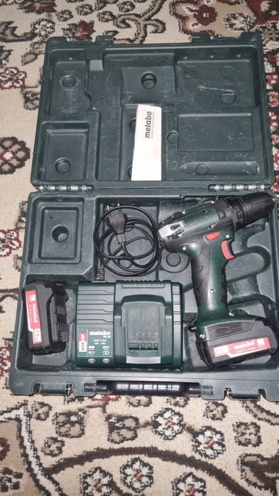 Продам шуруповёрт metabo