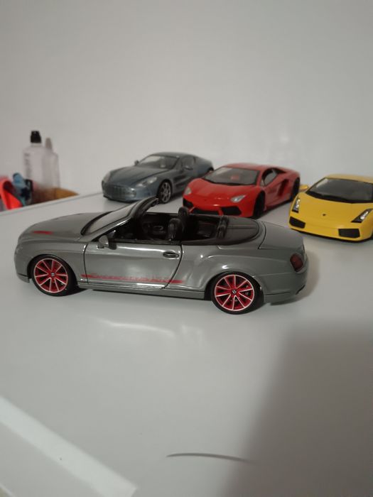 Macheta 1:18 Bentley