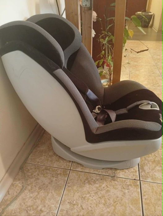 детско столче за кола