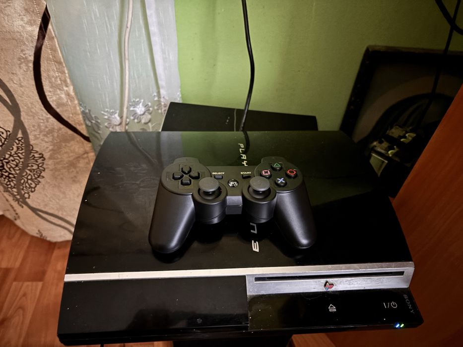 Vand sau schimb ps3 cu ps4 ofer diferenta