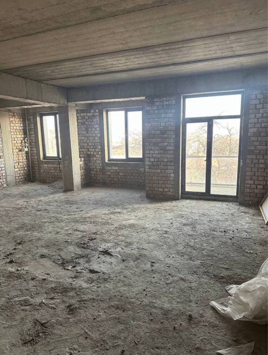 Продаю свою квартиру. 100 кв.м