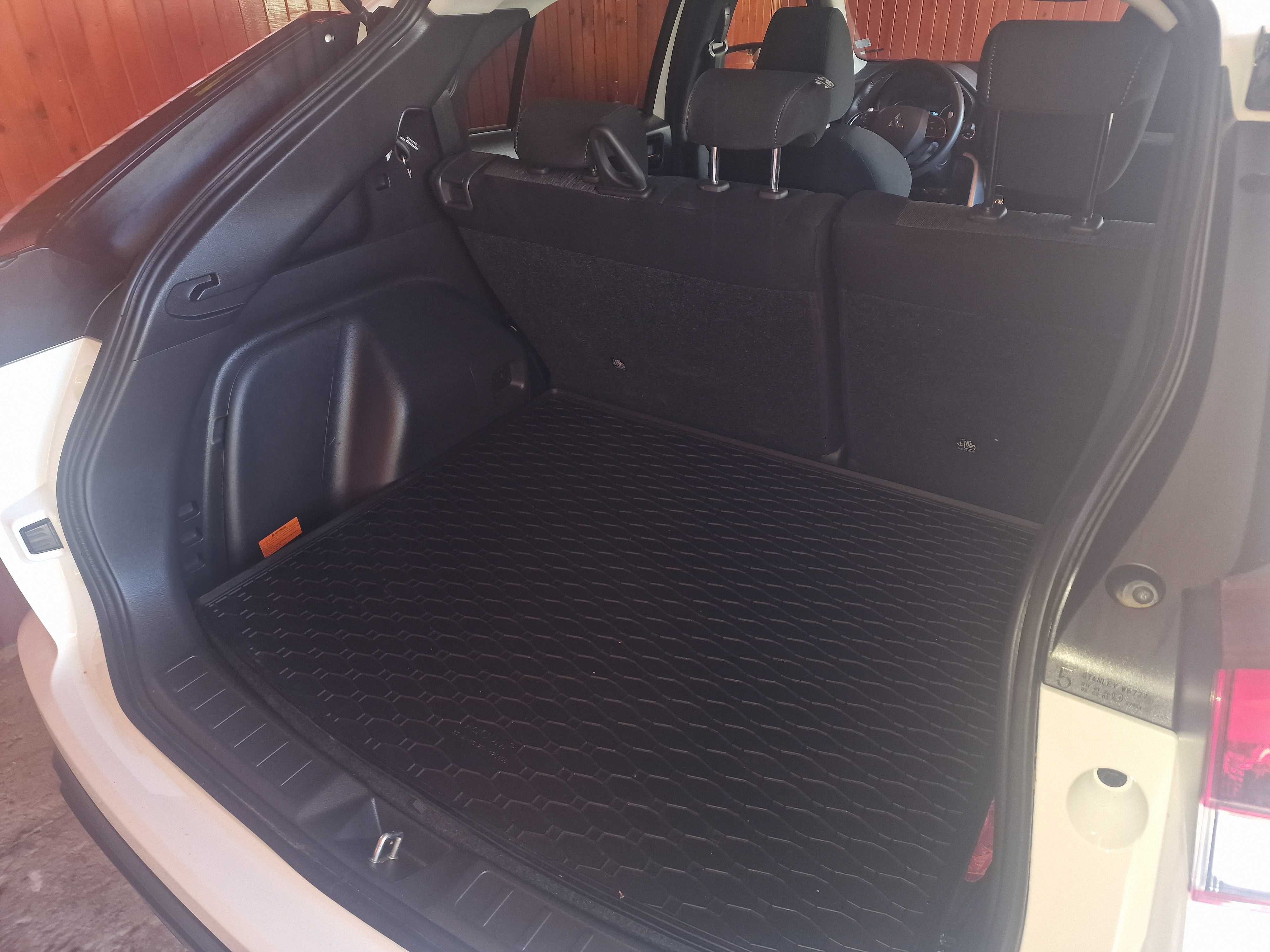 Mitsubishi Eclipse Cross 2.4 PLUG-IN HYBRID/BASIS