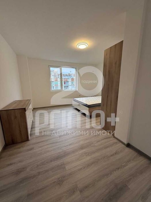 Дава се под наем Тристаен апартамент в Велико Търново, Колю Фичето - 90 кв.м за 459 € - Снимка #6