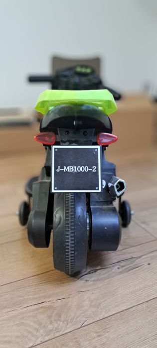 Motoretă electrică cu muzicuțe