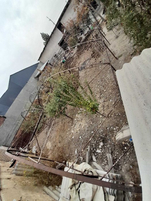 Issiqxona/теплица/greenhouse sotiladi 2 sotix 12m×18m