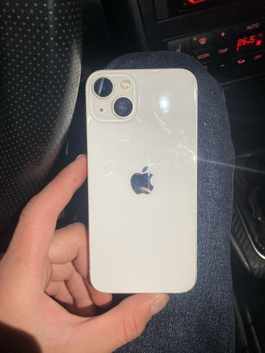 Продам Айфон 13 128 гб