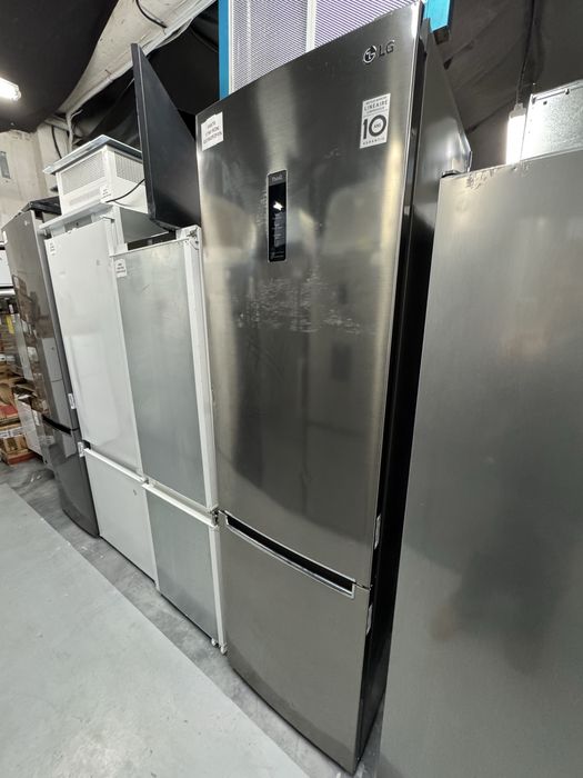 Combina frigorifica LG GBB62PZFFN