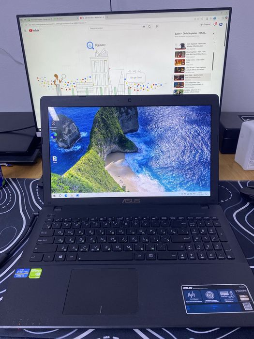 Ноутбук asus x552c