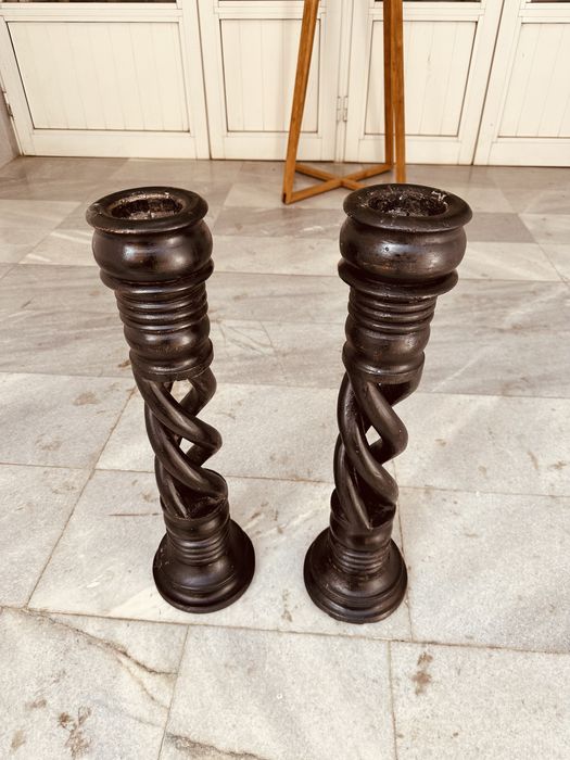 Масивни винтидж свещници от твърдо дърво – 63 см, датски