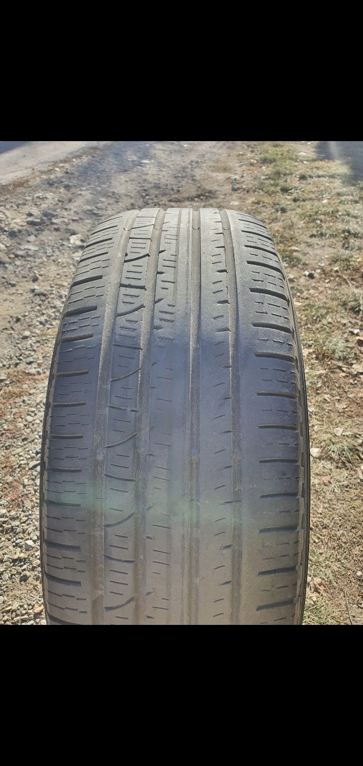 Лятна гума Пирели 215/65/16; summer tyre Pirelli 215/65/R16, DOT 4818