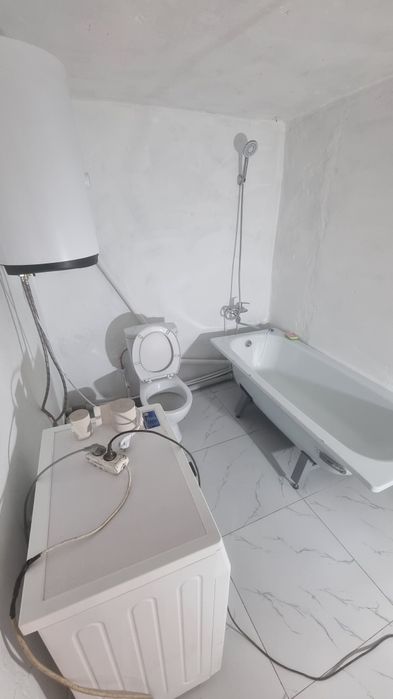 Продам второй Павлодар. Отдельно стоящий.  100 квадратов. Жилые 70кв.