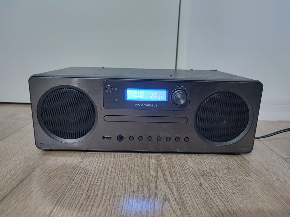Radio Amadeus Cavato CD Bluetooth USB radio
