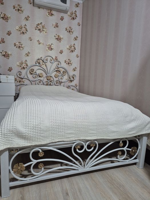 Кровать полуторка