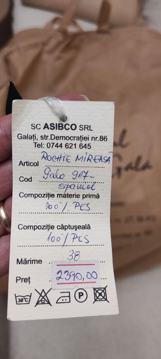 Vand rochie de mireasa