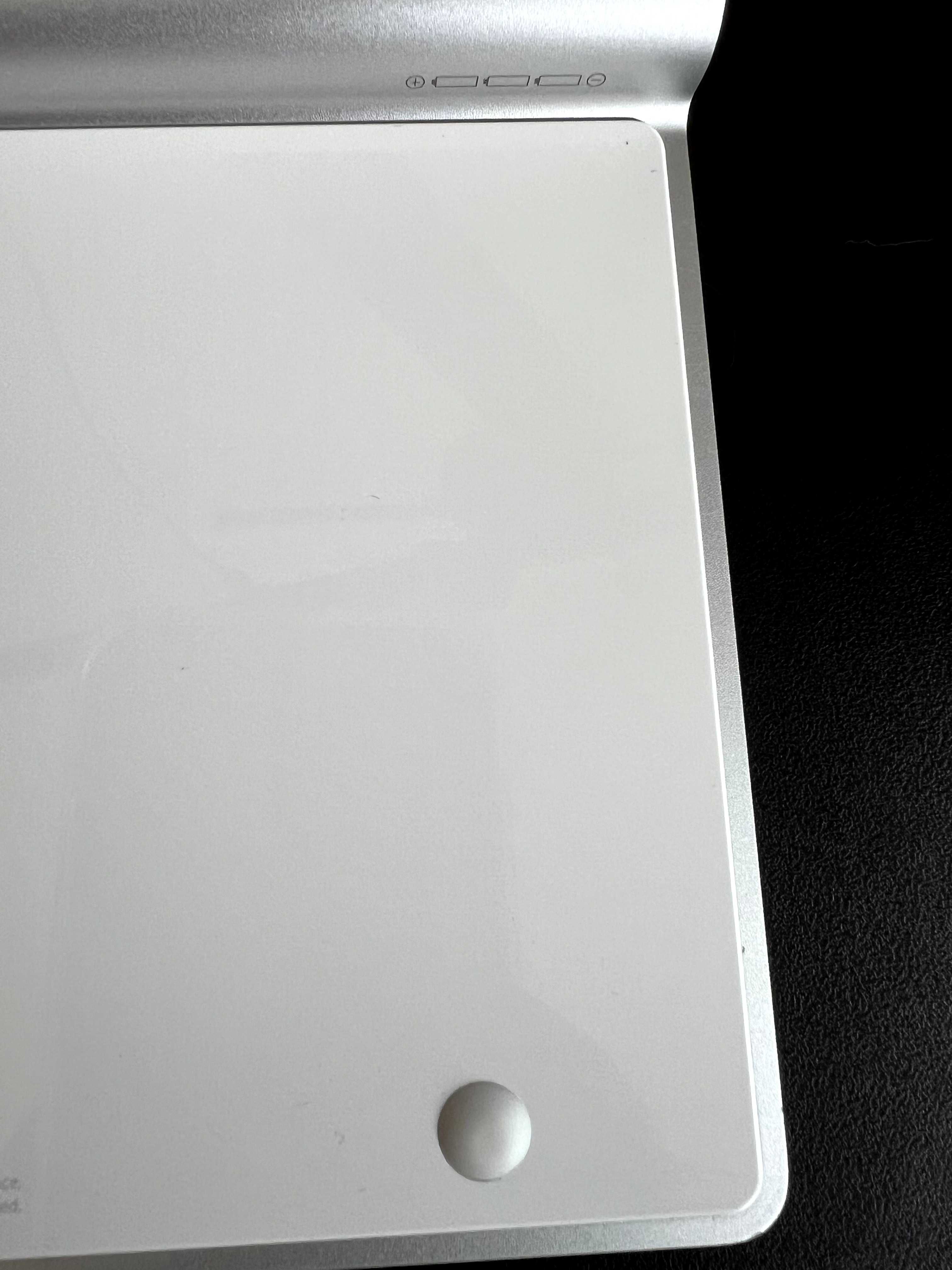 Apple Magic Keyboard A1225 Епъл Клавиатура - с батерии и Bluetooth